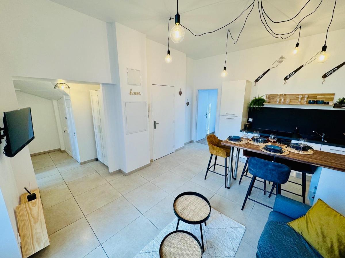 Chaleureux T2 Proche Gare Apartman Bourgoin-Jallieu Kültér fotó